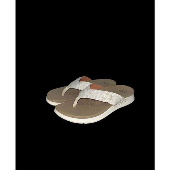 Earth Origins Women’s Thong Slippers - Picture 1 of 3